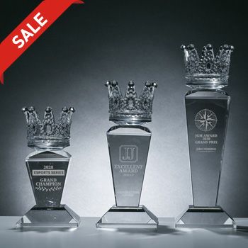 タミヤ　記念品 トロフィーとメダルセット T-1046.jpg